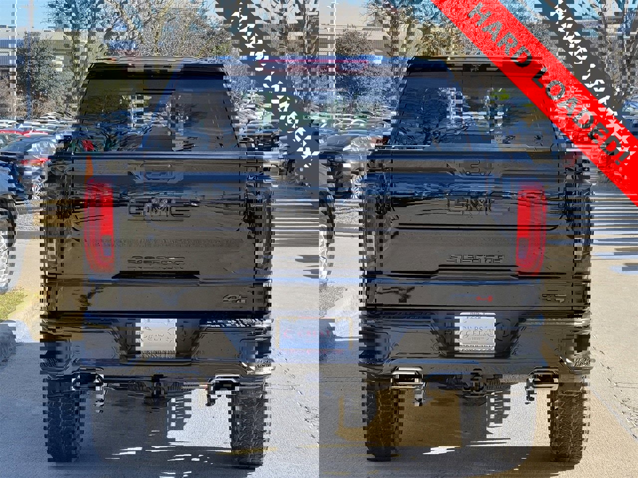 Used 2025 GMC Sierra 1500 AT4 w/ AT4 Premium Package image 5