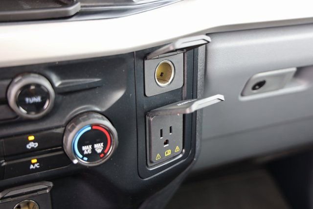 Used 2024 Ford F250 XLT image 23