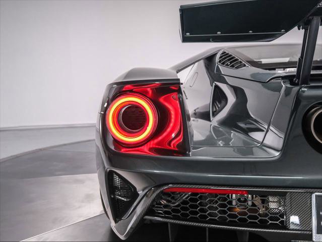Used 2022 Ford GT image 18