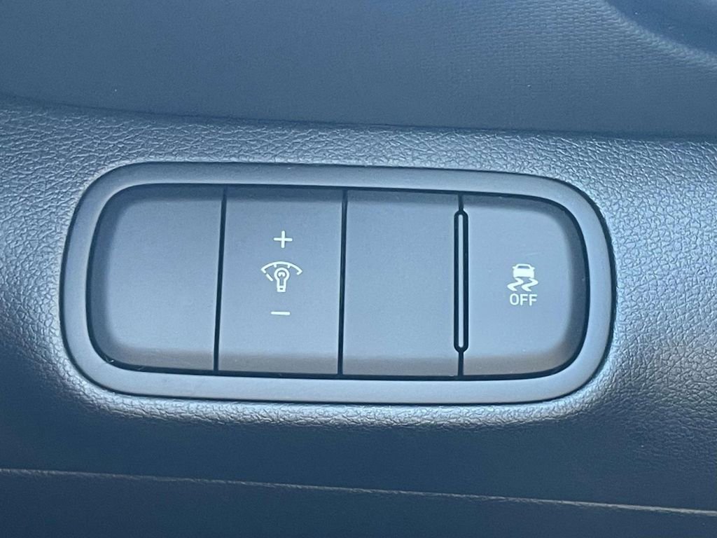 New 2026 Hyundai Venue SE FWD image 17