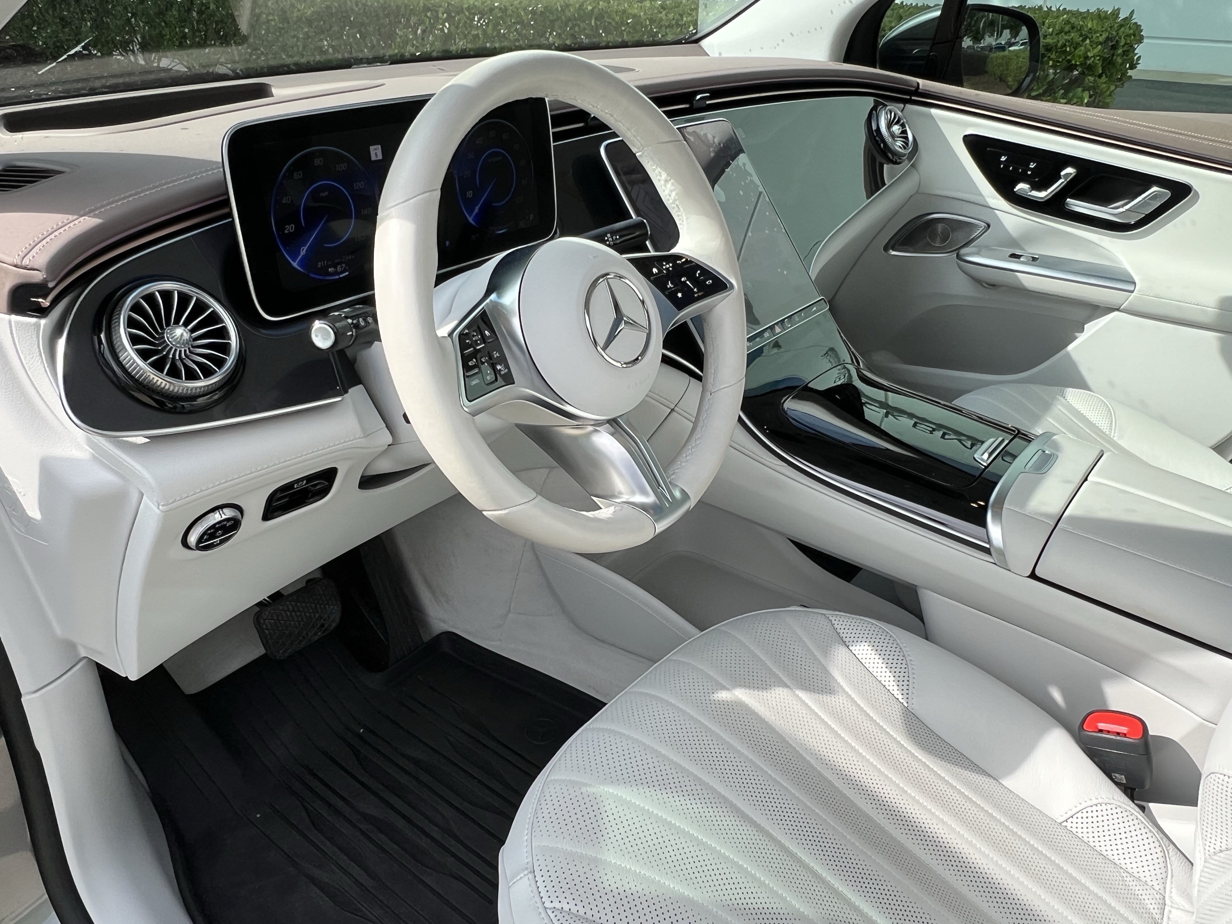 Certified 2023 Mercedes-Benz EQE 350+ SUV image 17
