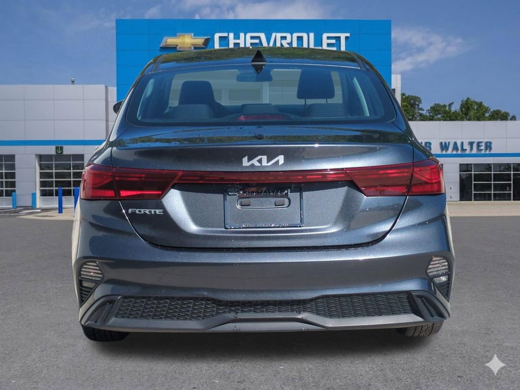 Used 2024 Kia Forte LXS FWD image 5
