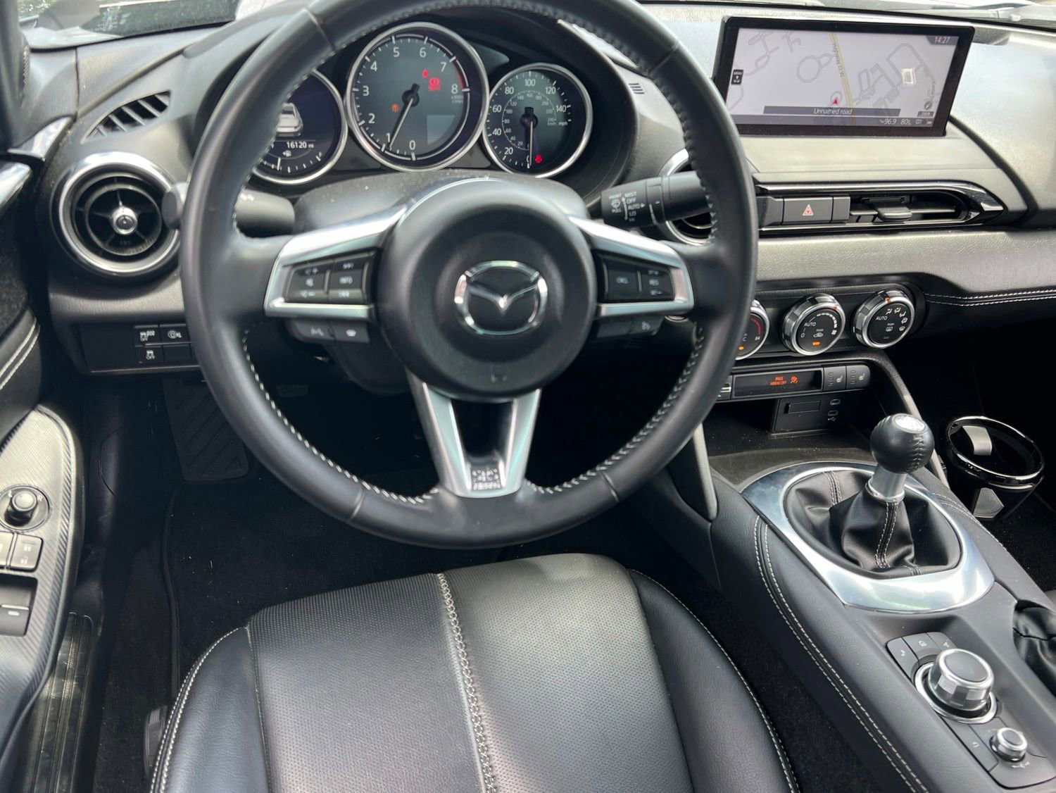 Certified 2025 MAZDA MX-5 Miata RF Grand Touring RWD image 29