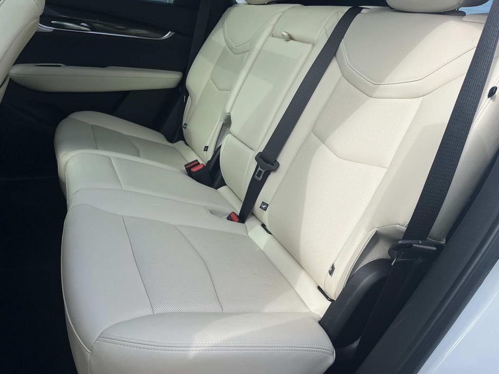 Certified 2023 Cadillac XT5 Sportv w/ Technology Package AWD/4WD image 21