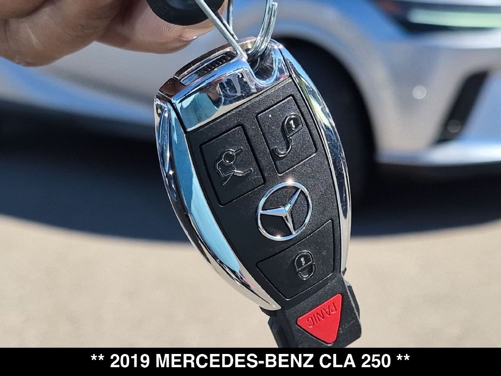 Used 2019 Mercedes-Benz CLA 250 4MATIC image 33