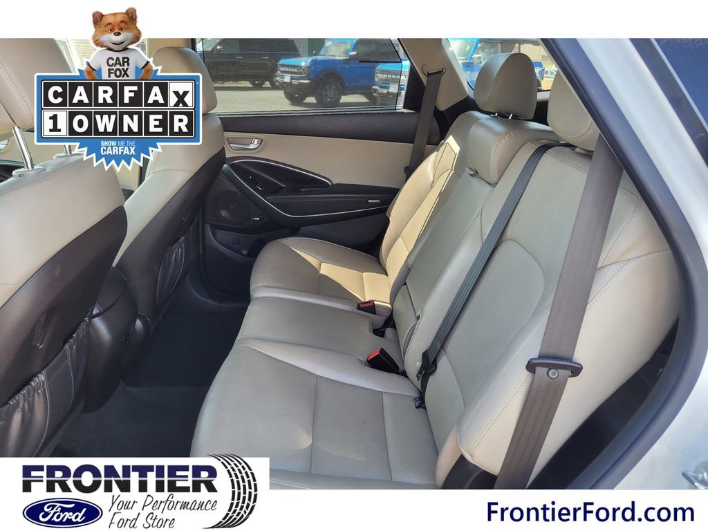 Used 2017 Hyundai Santa Fe SE image 10