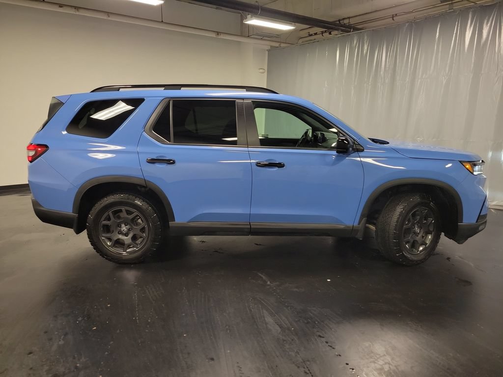 Used 2024 Honda Pilot TrailSport image 10