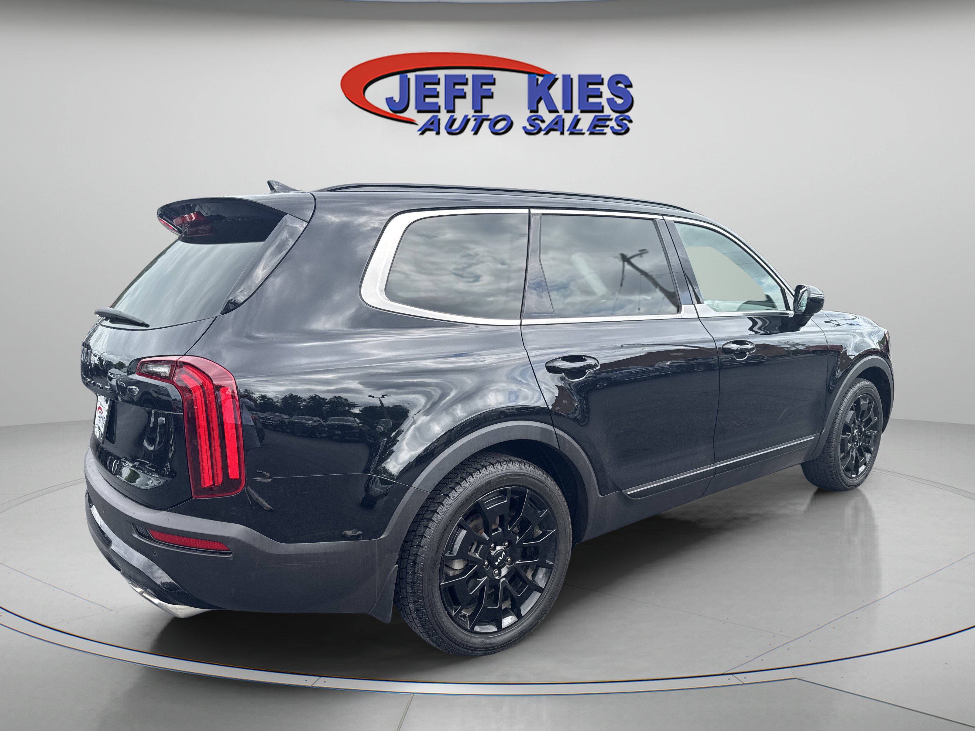 Used 2022 Kia Telluride SX AWD/4WD image 5
