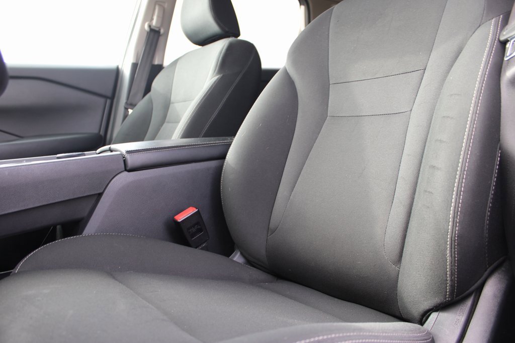 Used 2024 Nissan Rogue S image 11