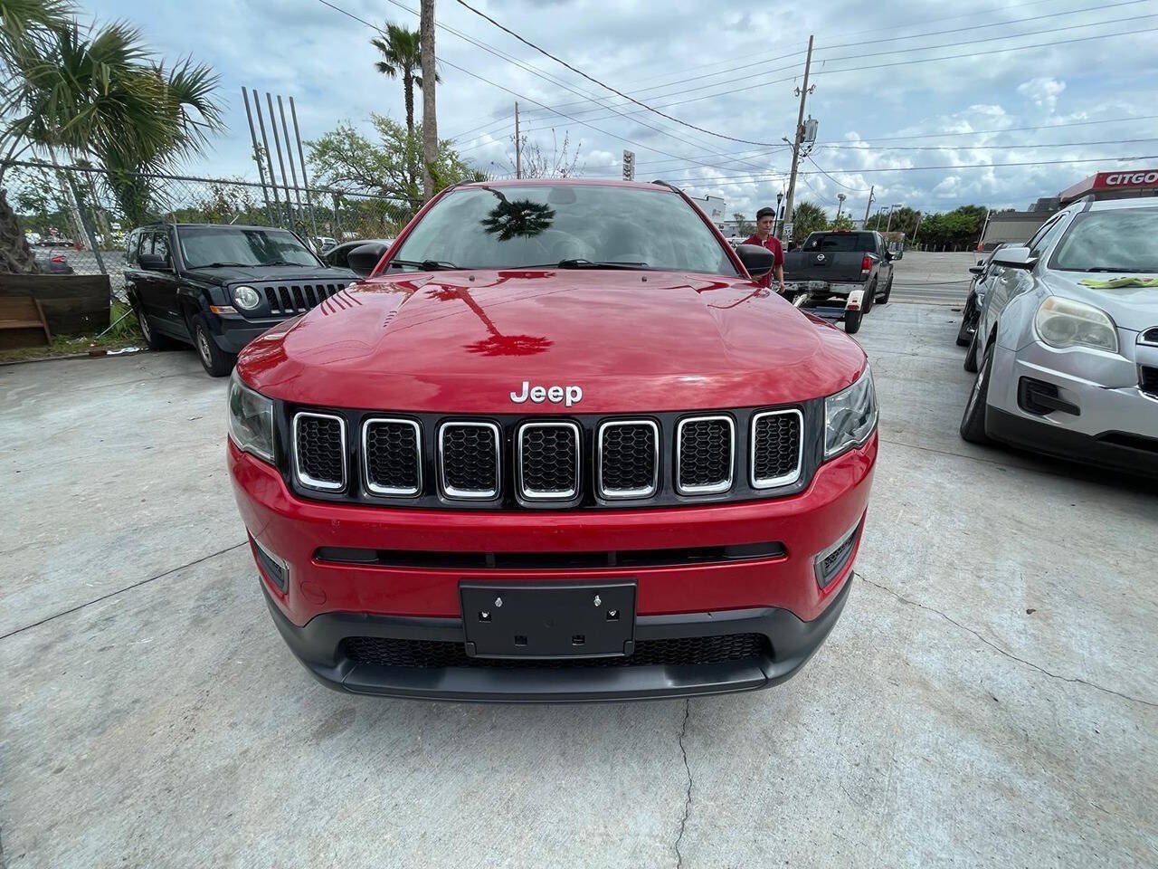Used 2020 Jeep Compass Sport w/ Tech Group FWD image 1
