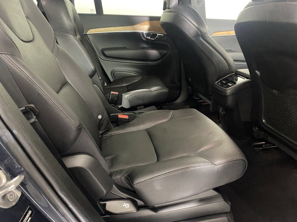 Used 2022 Volvo XC90 T6 Momentum w/ Advanced Package image 29