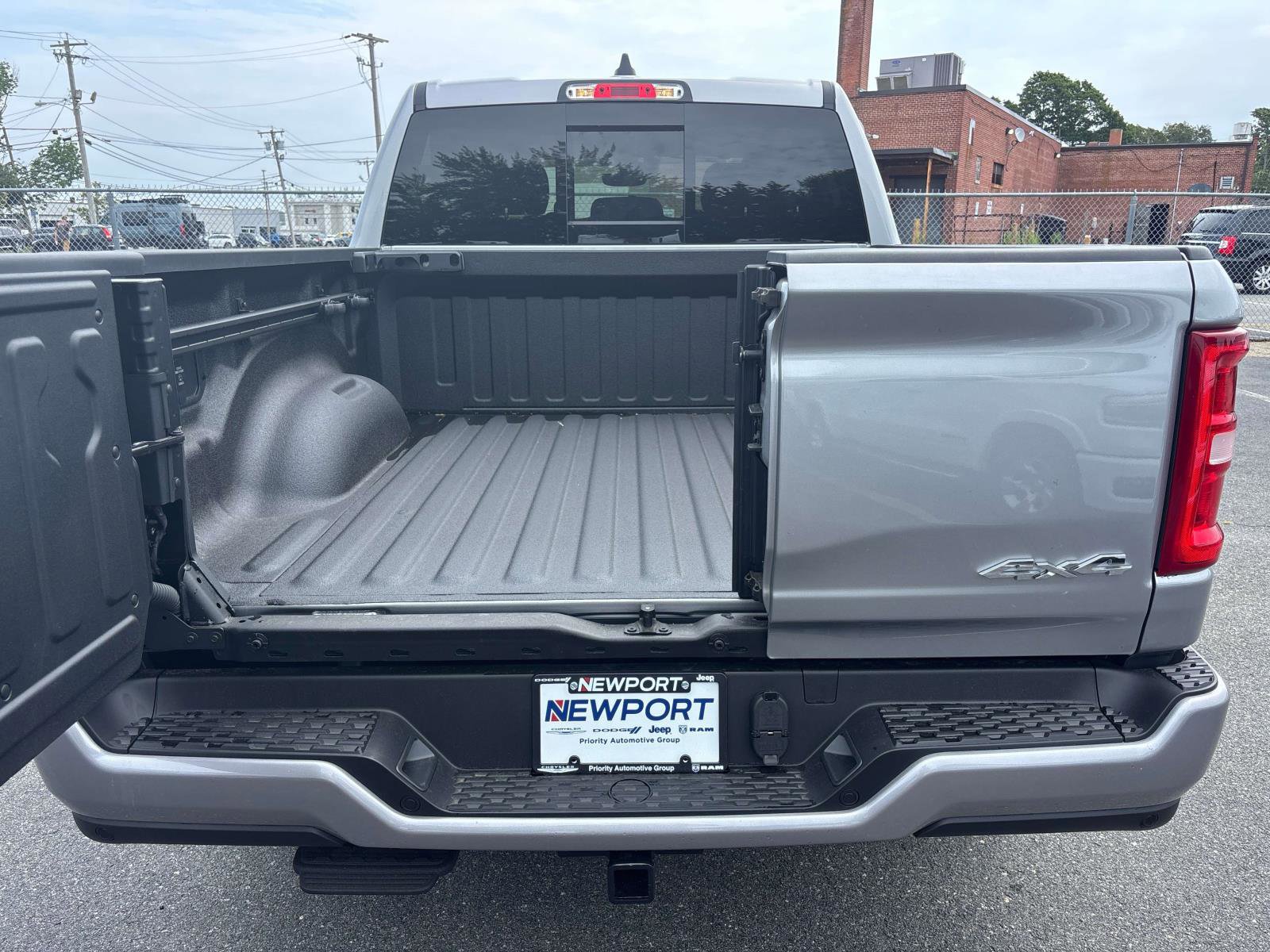 New 2025 RAM 1500 Big Horn image 4