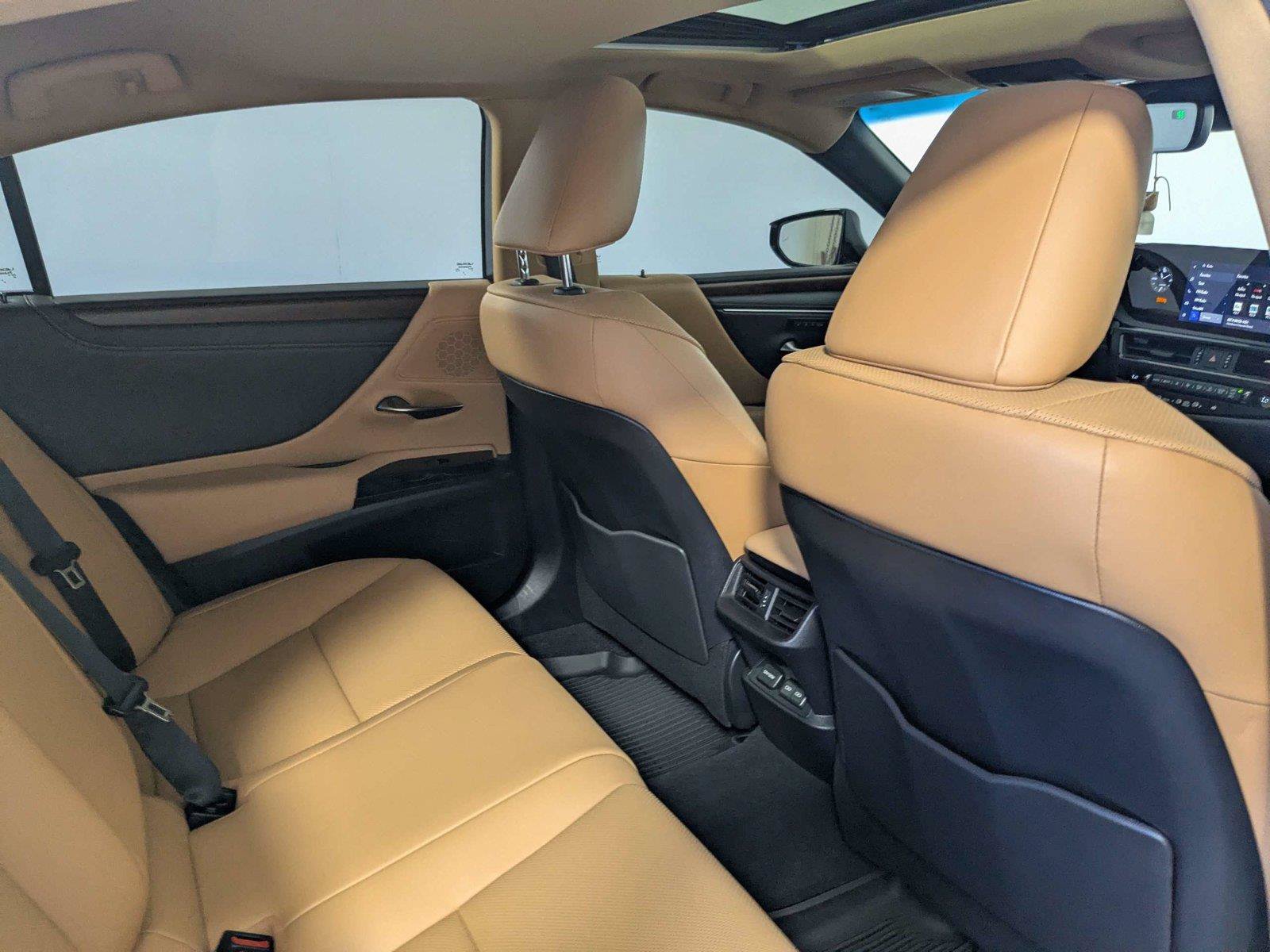 Used 2025 Lexus ES 350 w/ Premium Package FWD image 28