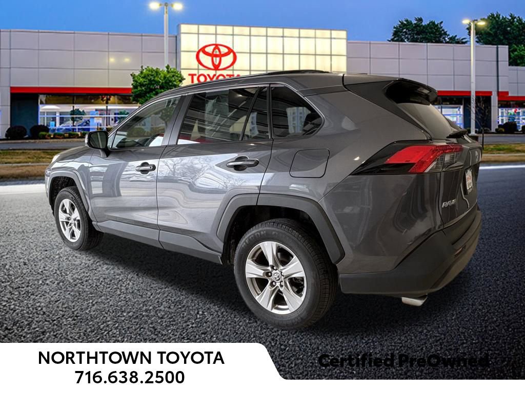 Used 2024 Toyota RAV4 XLE AWD/4WD image 3