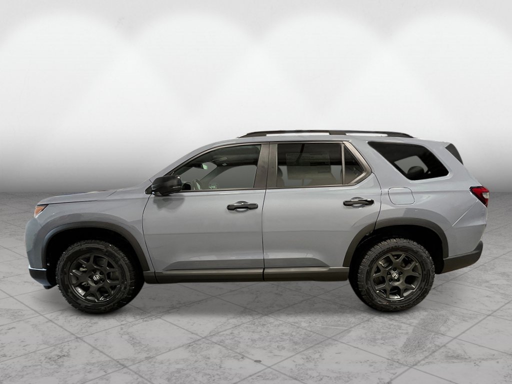 New 2026 Honda Pilot TrailSport image 2