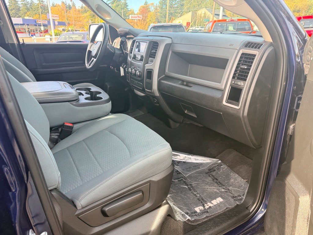 Used 2019 RAM 1500 ST w/ SXT Appearance Group AWD/4WD image 27