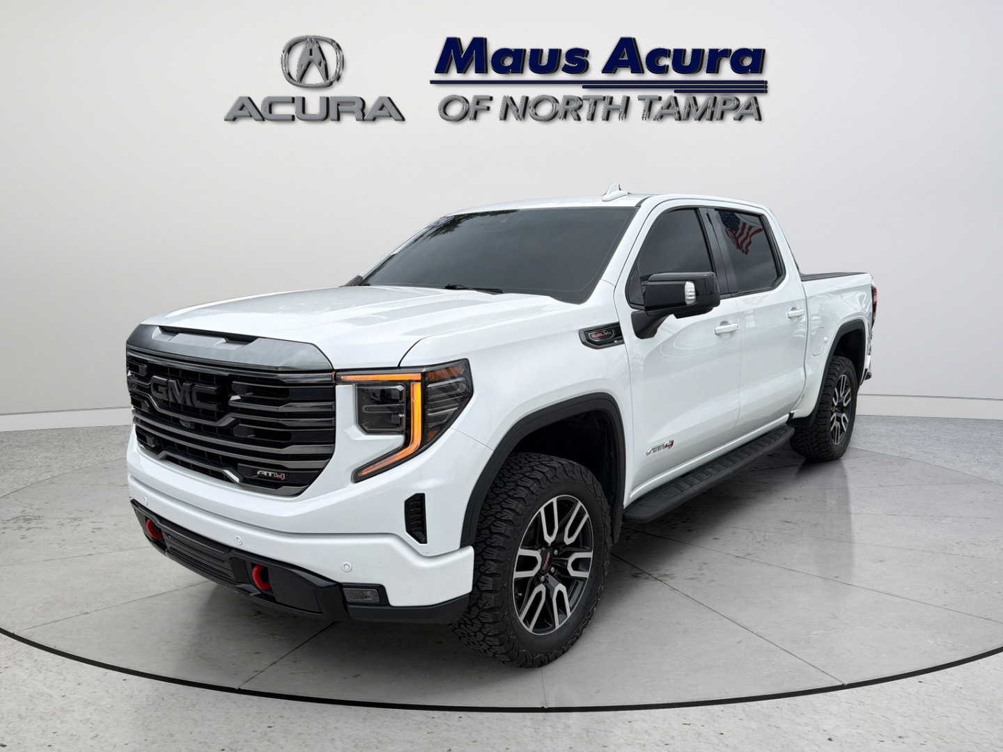 Used 2024 GMC Sierra 1500 AT4 w/ Technology Package AWD/4WD image 8