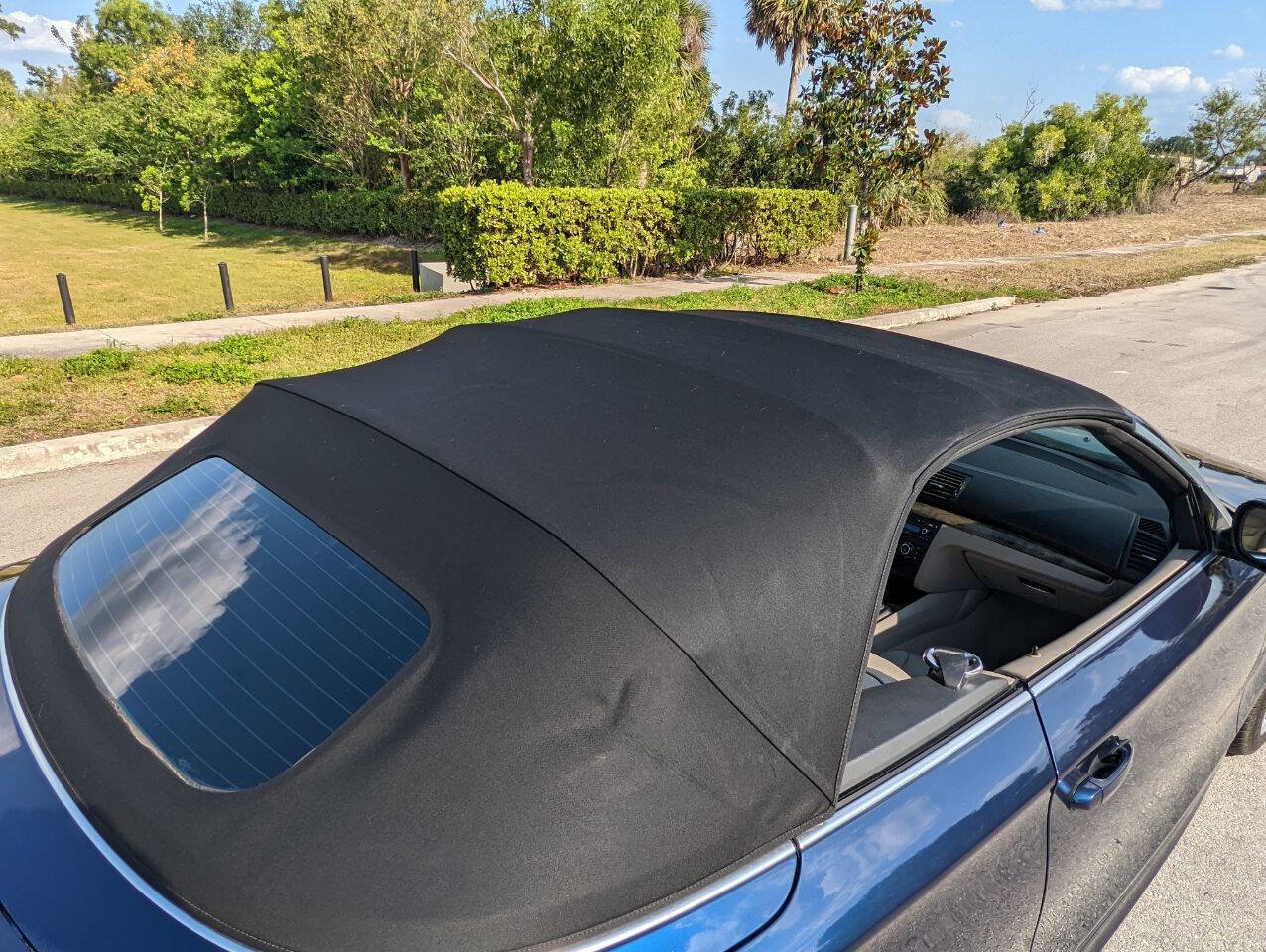 Used 2012 BMW 128i Convertible image 13