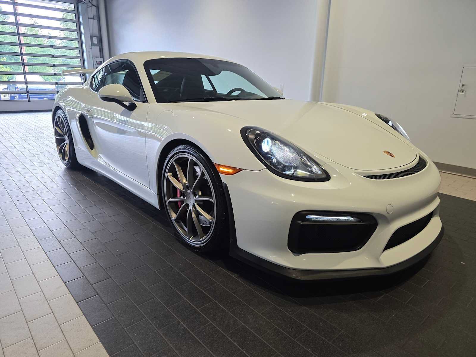 Used 2016 Porsche Cayman GT4 RWD image 9