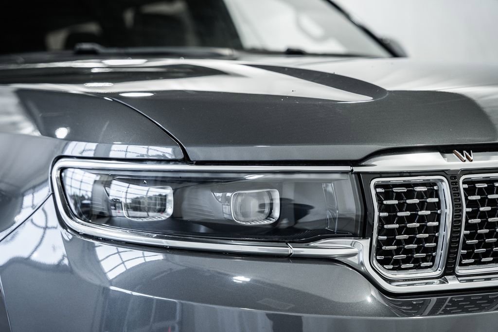 New 2024 Jeep Grand Wagoneer Series III w/ HD Trailer Tow Package image 13