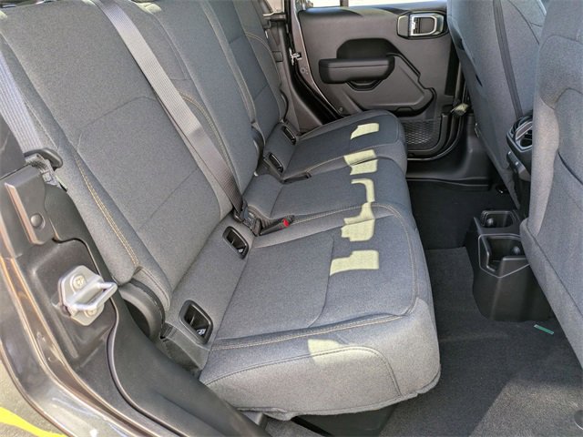 New 2025 Jeep Gladiator Sport image 25