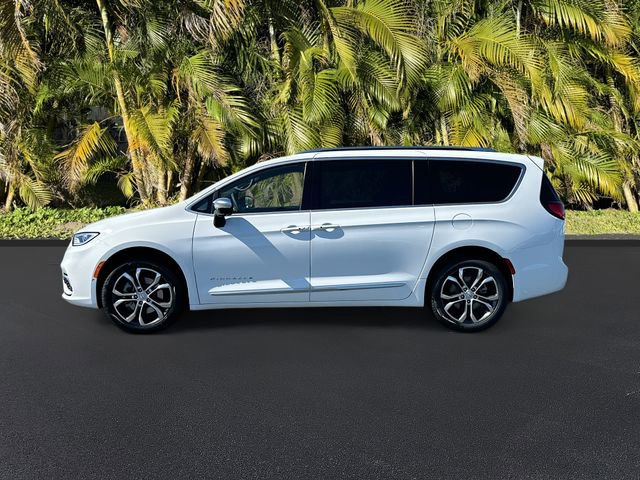 New 2026 Chrysler Pacifica Pinnacle w/ Trailer Tow Group image 2