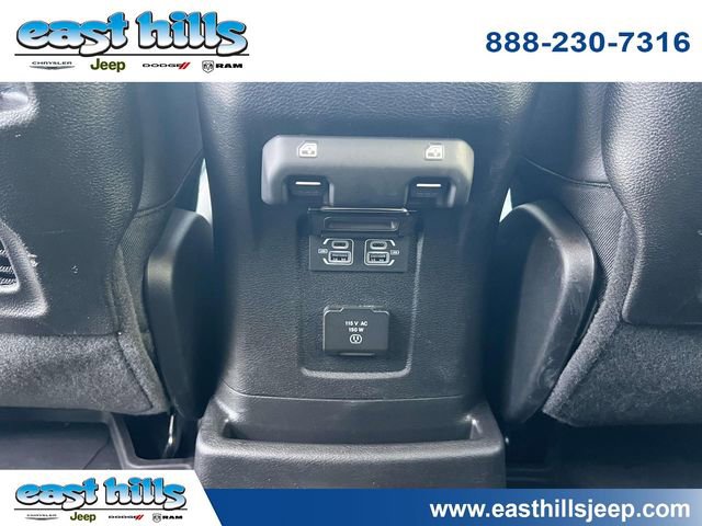 Used 2025 Jeep Wrangler Sahara w/ Safety Group AWD/4WD image 18