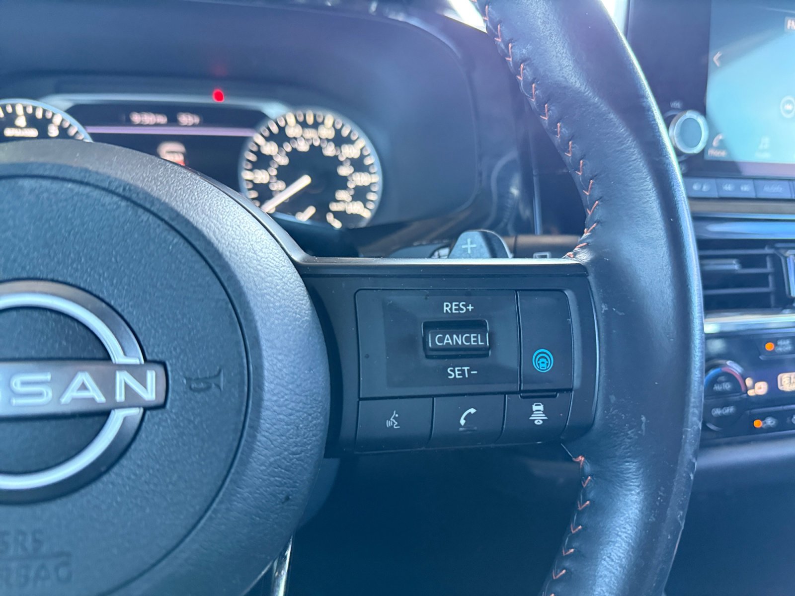 Used 2024 Nissan Pathfinder Rock Creek AWD/4WD image 17