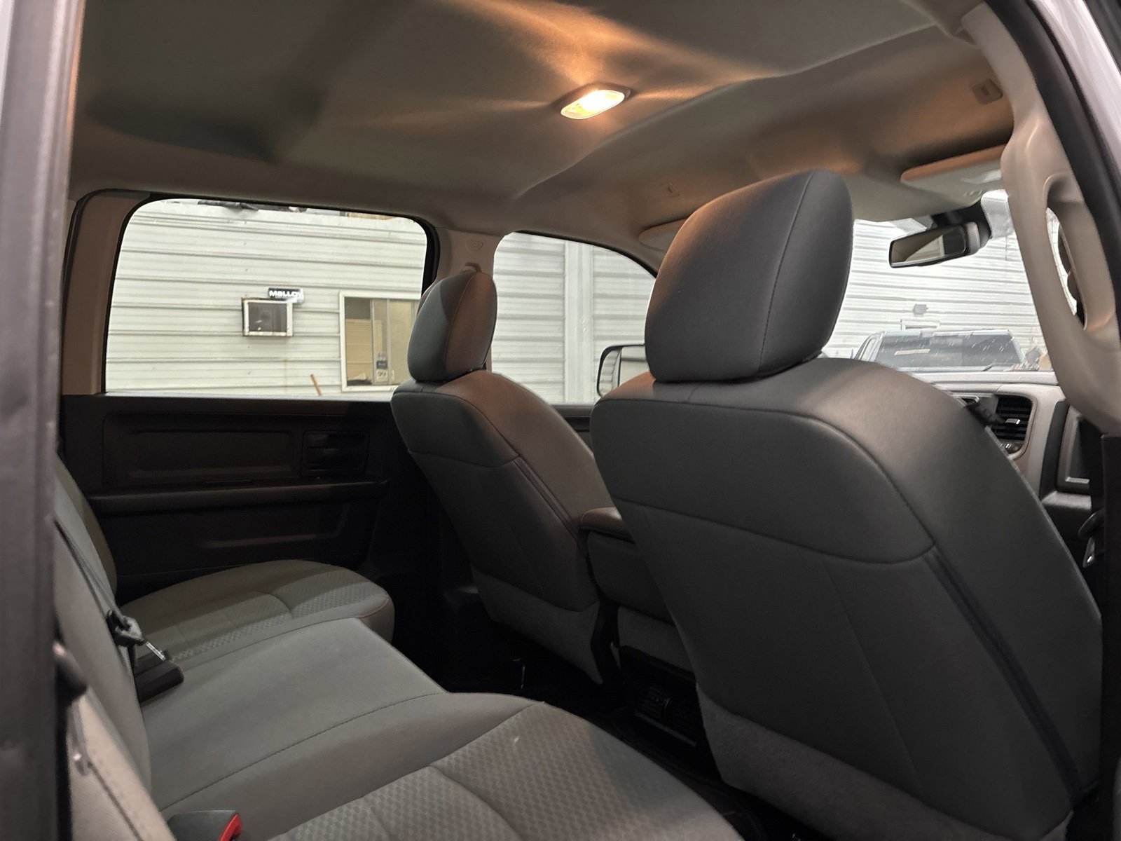 Used 2018 RAM 2500 Tradesman w/ Chrome Appearance Group image 28