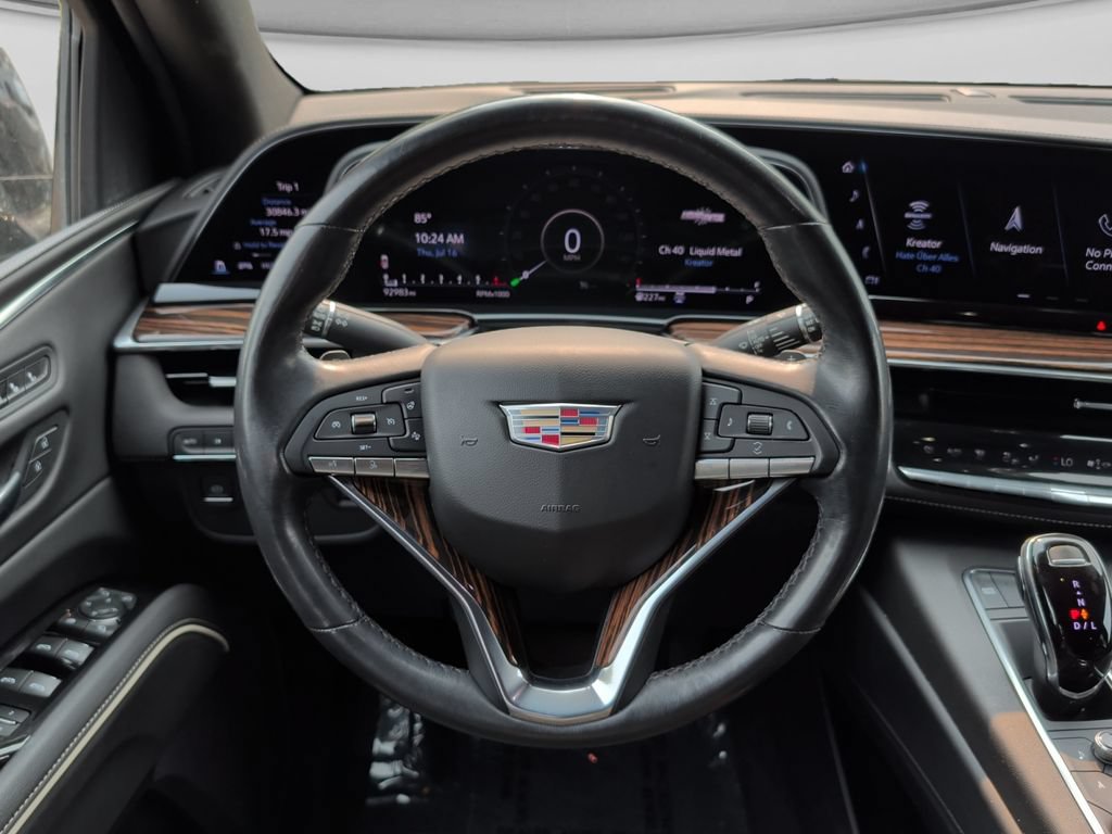 Used 2021 Cadillac Escalade Premium Luxury AWD/4WD image 11