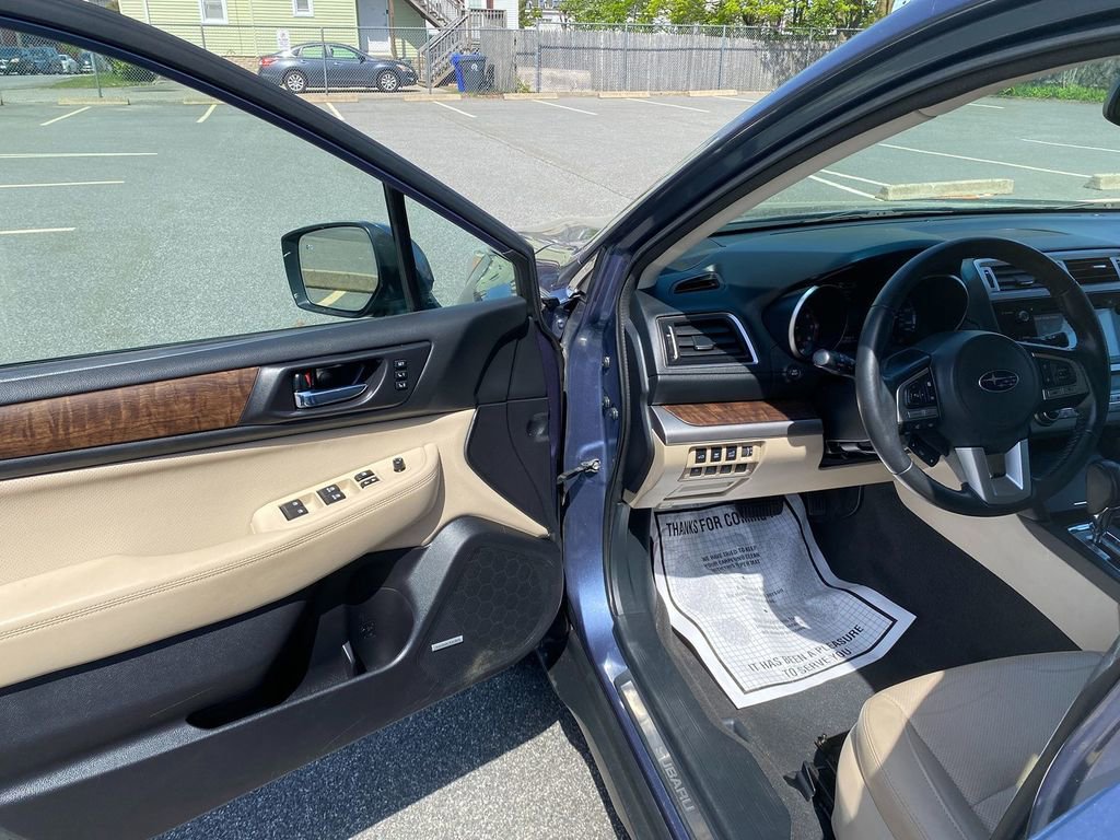 Used 2016 Subaru Outback 2.5i Limited image 10