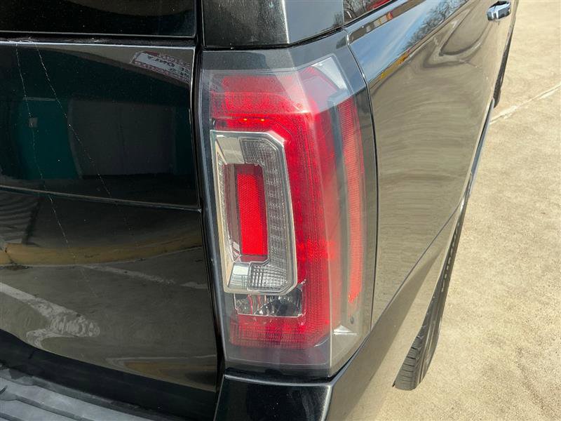 Used 2018 GMC Yukon Denali image 20