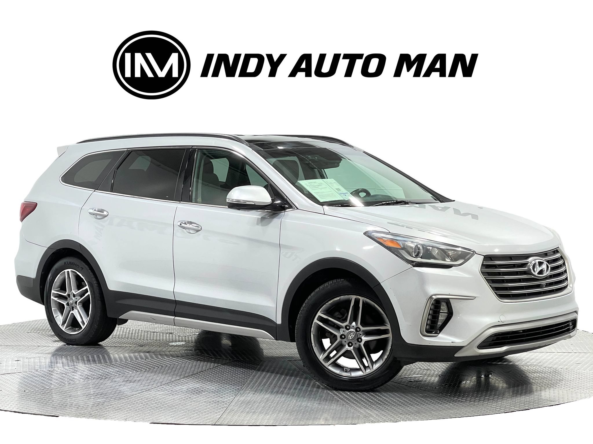 Used 2019 Hyundai Santa Fe XL AWD/4WD image 2