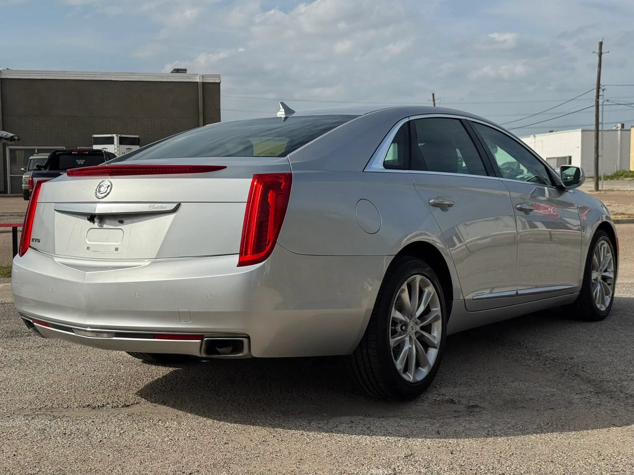 Used 2013 Cadillac XTS Luxury w/ Driver Awareness Package FWD image 7