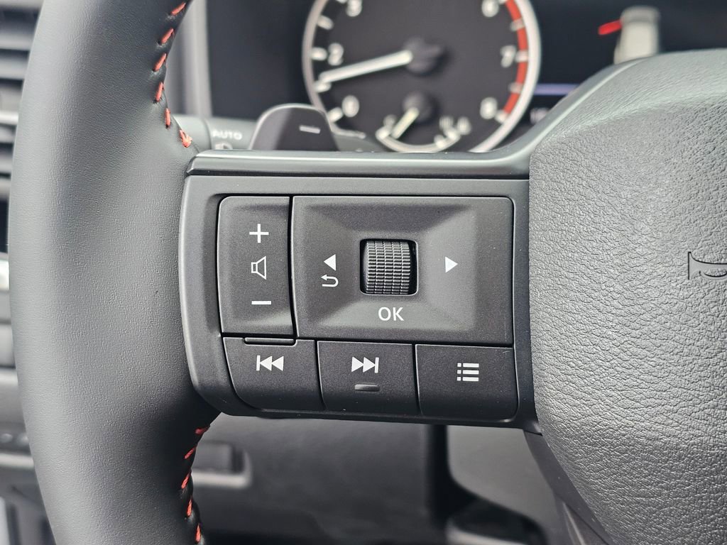 New 2026 Nissan Rogue SV image 32