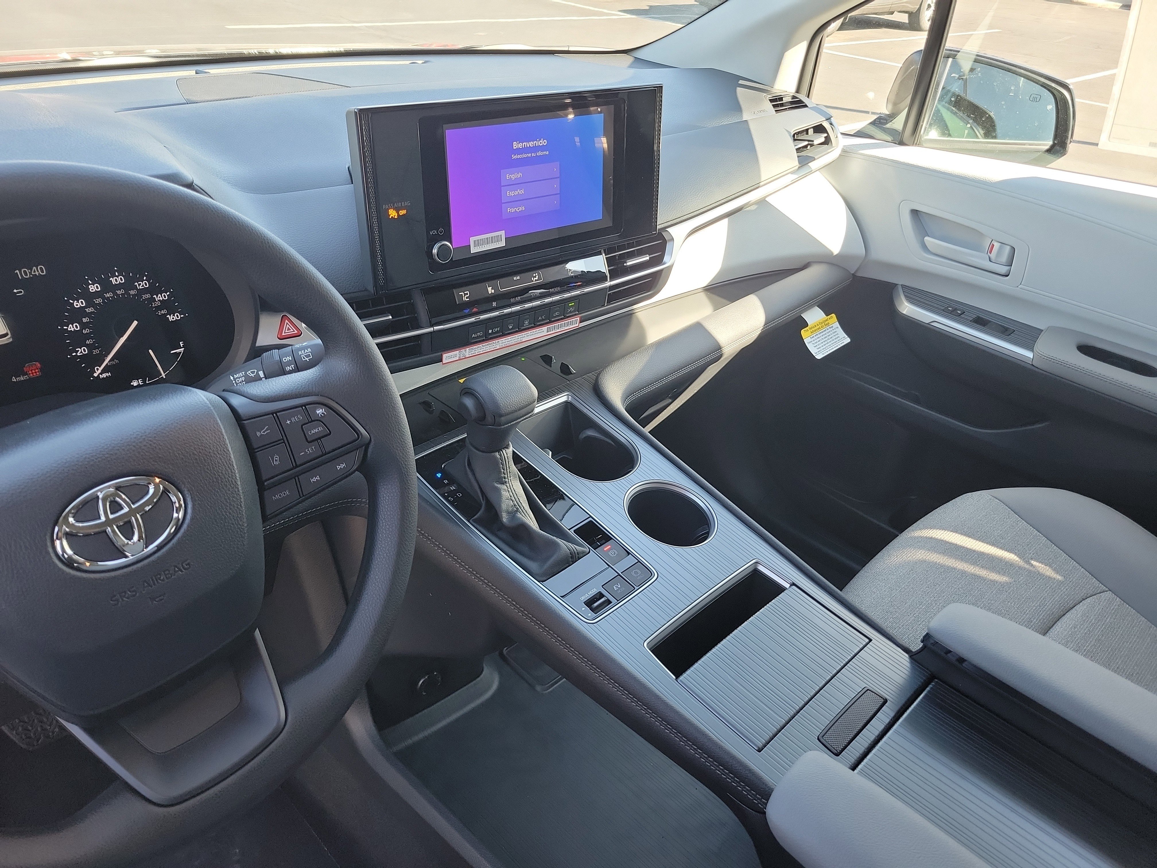 New 2026 Toyota Sienna LE image 11