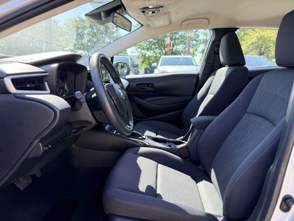 Certified 2025 Toyota Corolla LE FWD image 19
