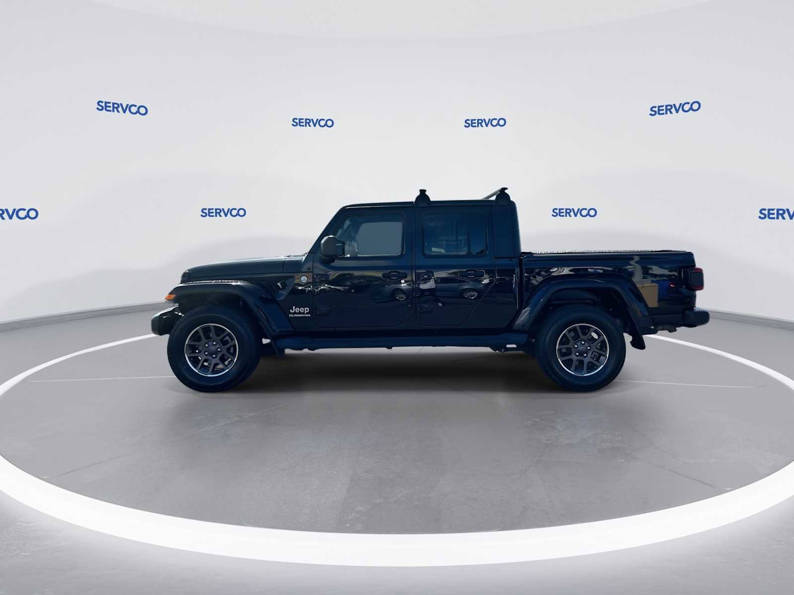 Used 2020 Jeep Gladiator Overland AWD/4WD image 5