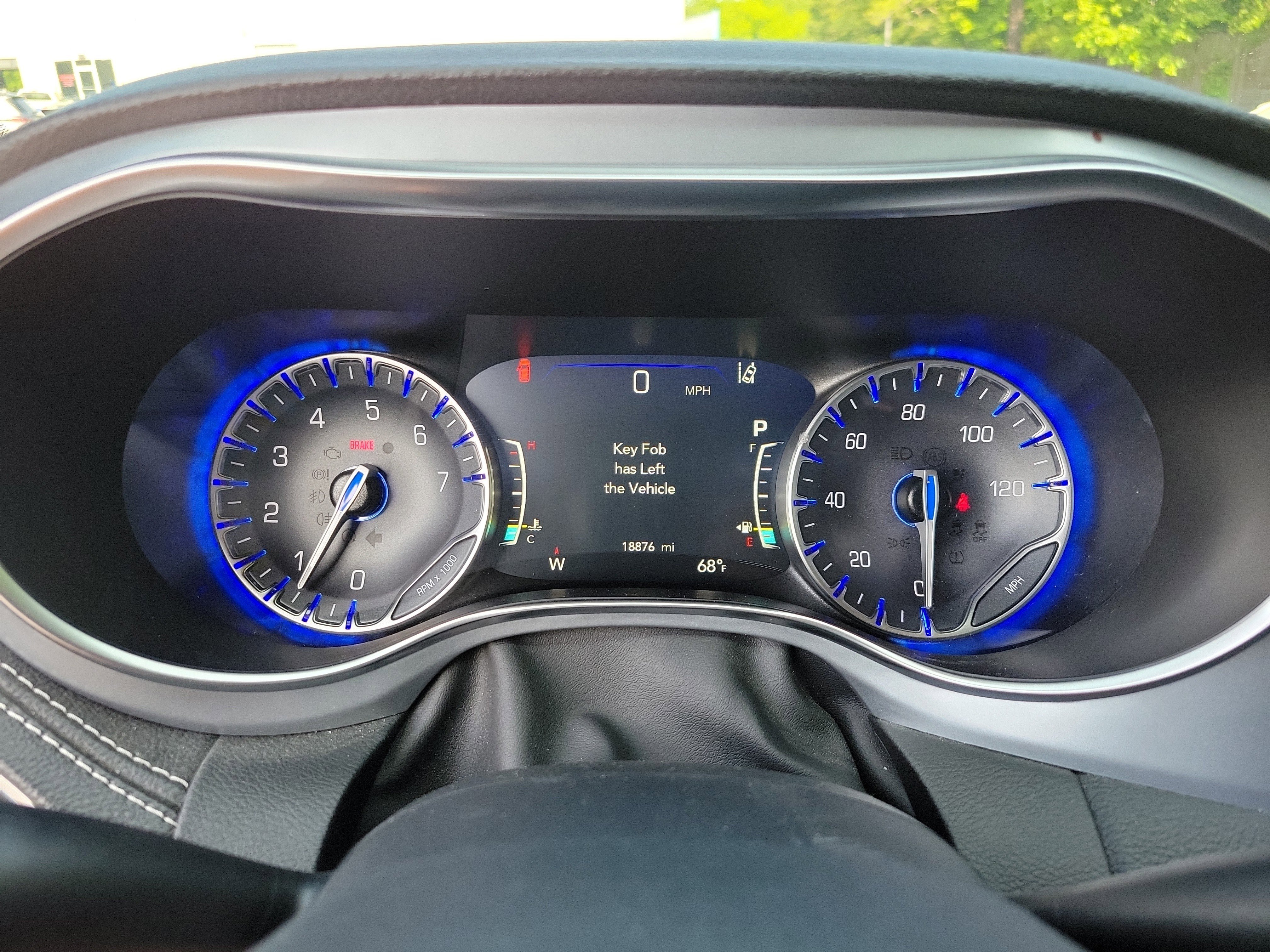 Used 2025 Chrysler Pacifica Limited FWD image 20