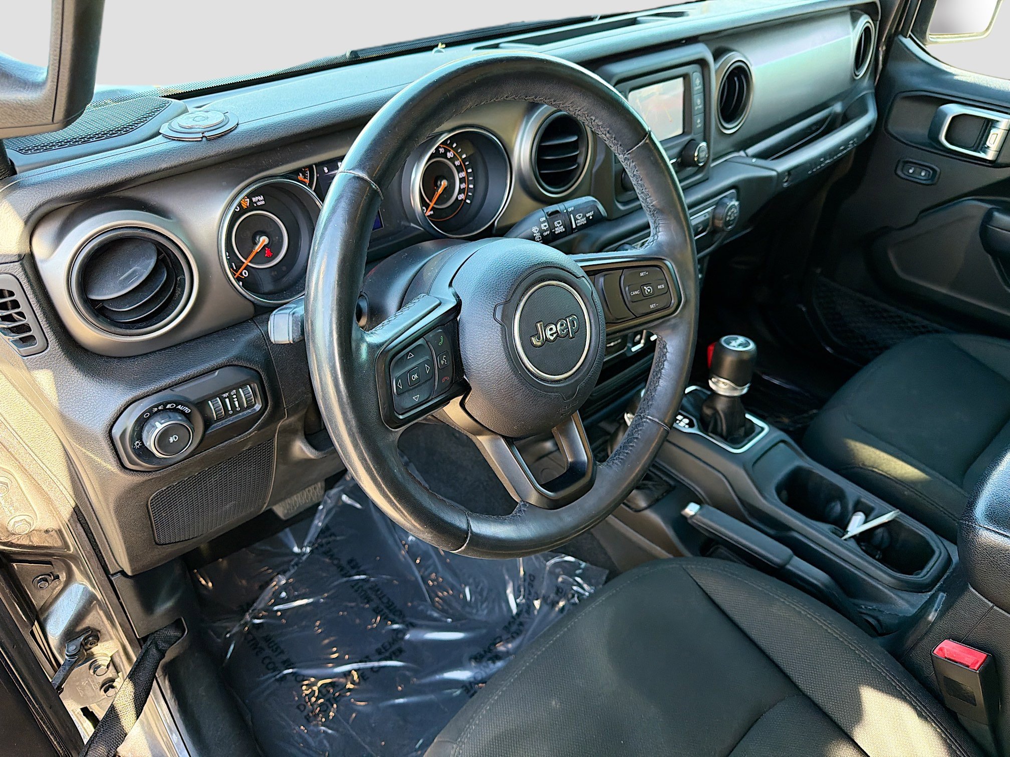Used 2019 Jeep Wrangler Sport image 23