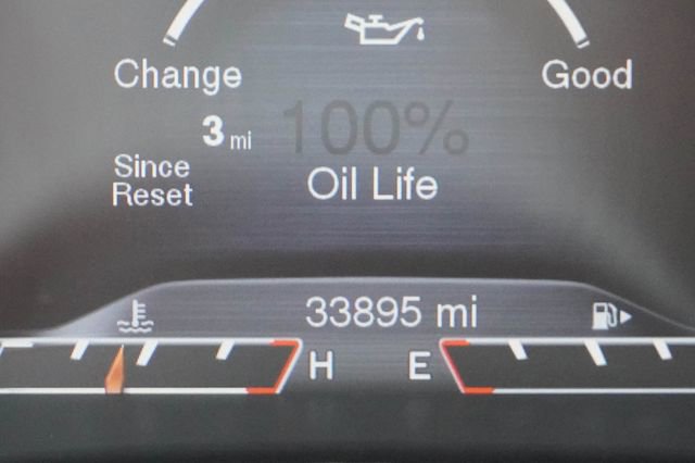 Used 2015 Jeep Cherokee Limited image 9