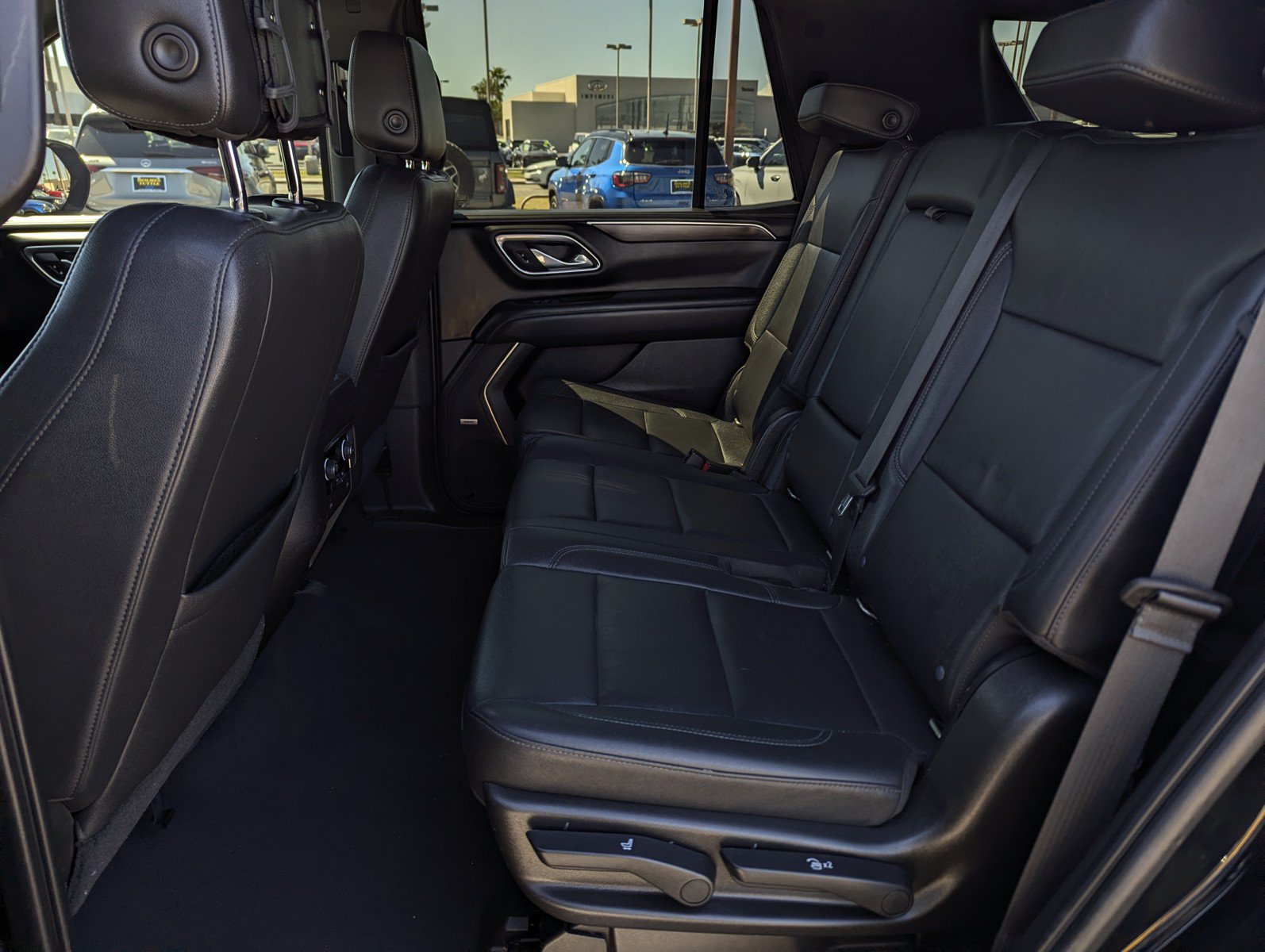 Used 2021 Chevrolet Tahoe LT AWD/4WD image 8