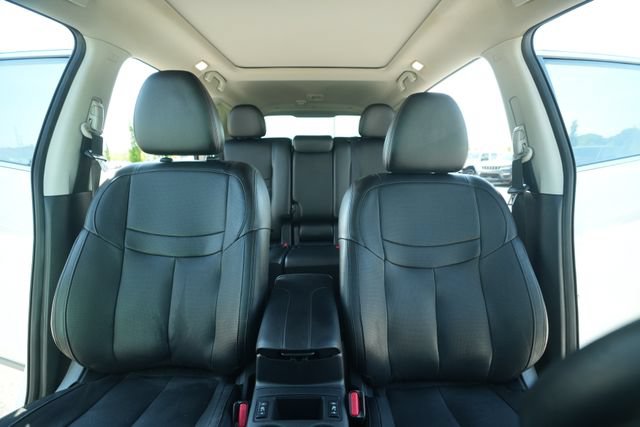 Used 2019 Nissan Rogue SL w/ Premium Package AWD/4WD image 38