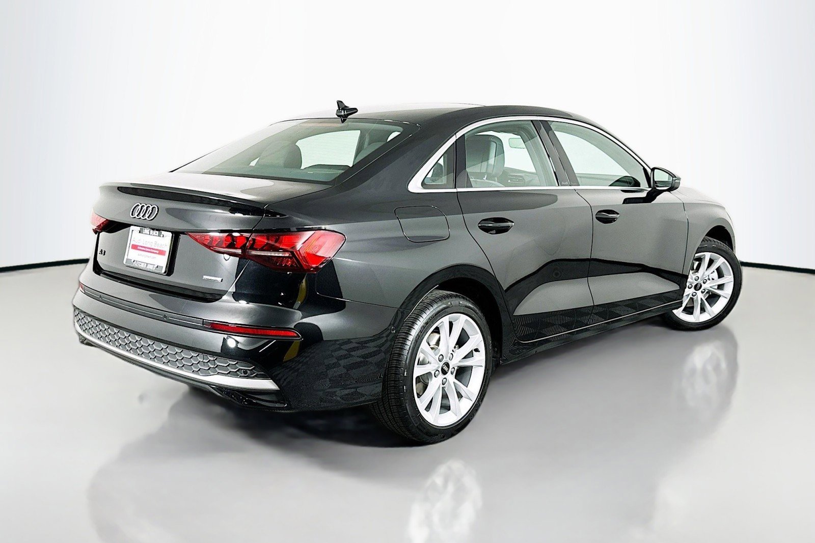 Used 2025 Audi A3 2.0T Premium Plus w/ Premium Plus Package image 14