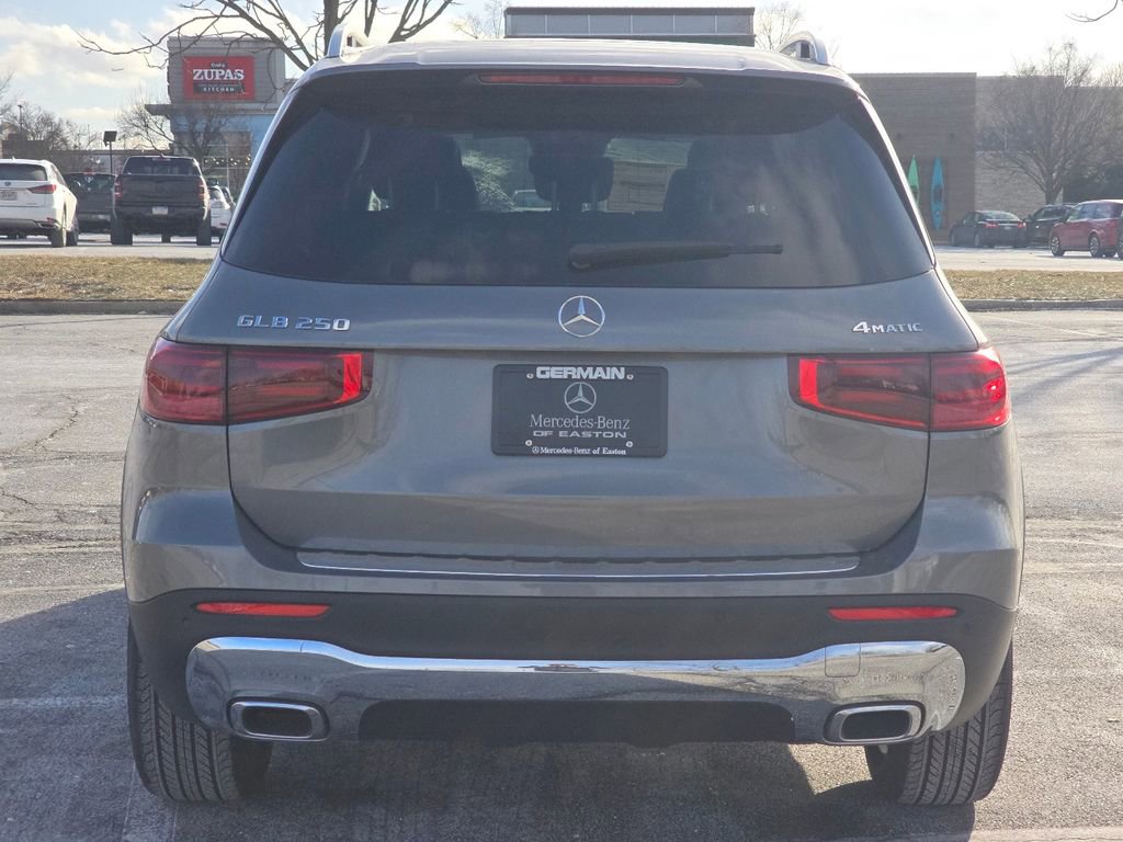 New 2026 Mercedes-Benz GLB 250 4MATIC image 15