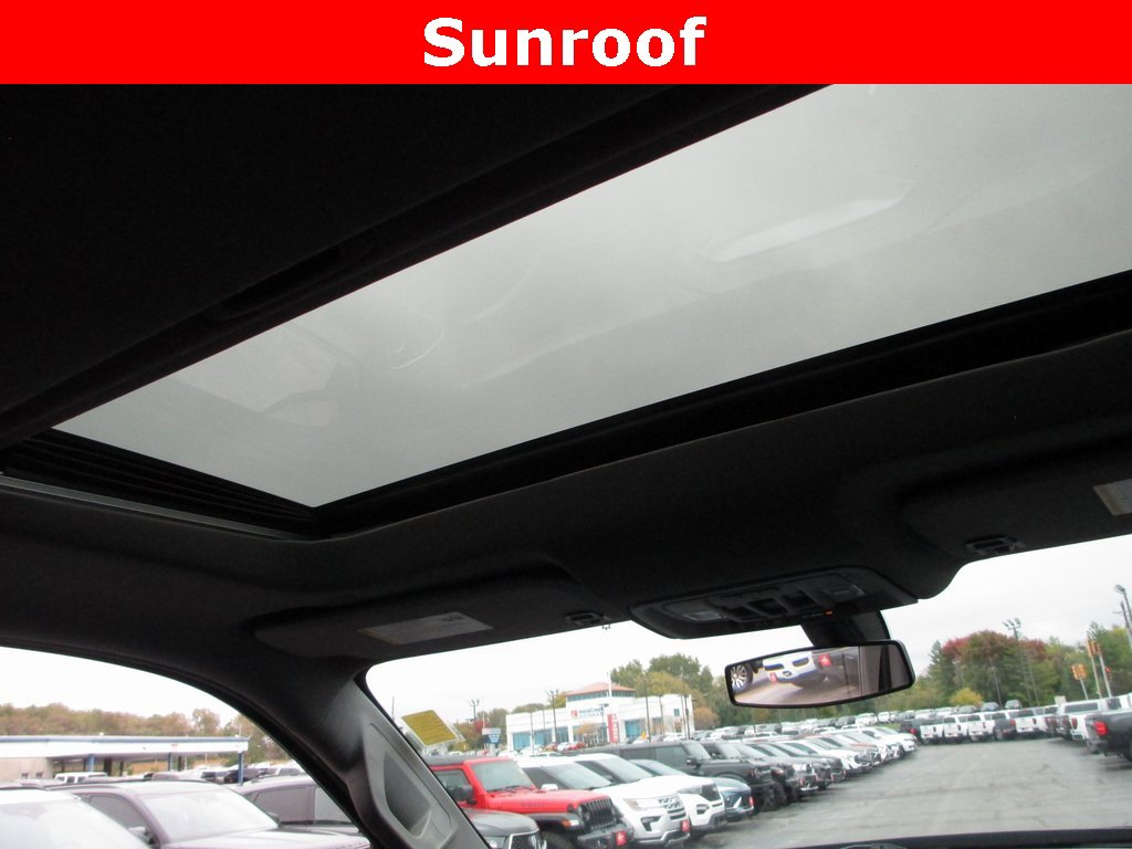 Used 2021 Chevrolet Silverado 1500 LT Trail Boss w/ LT Trail Boss Premium Package image 13