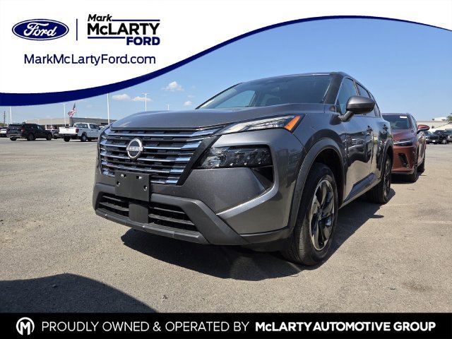 Used 2025 Nissan Rogue SV