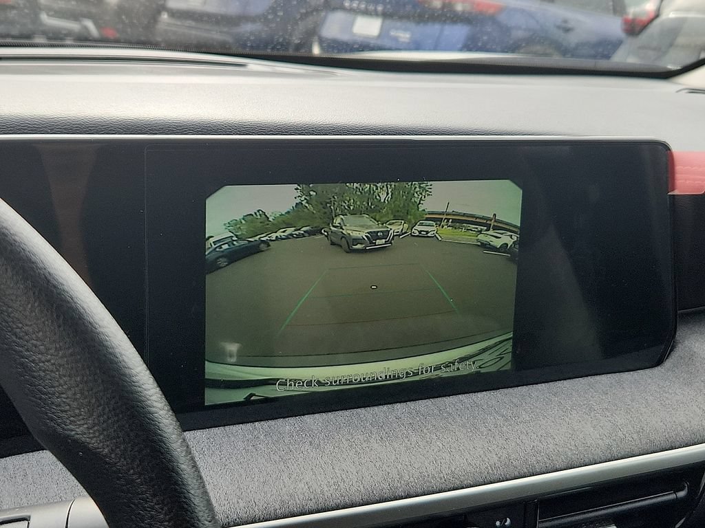 Certified 2025 Nissan Kicks SV AWD/4WD image 18