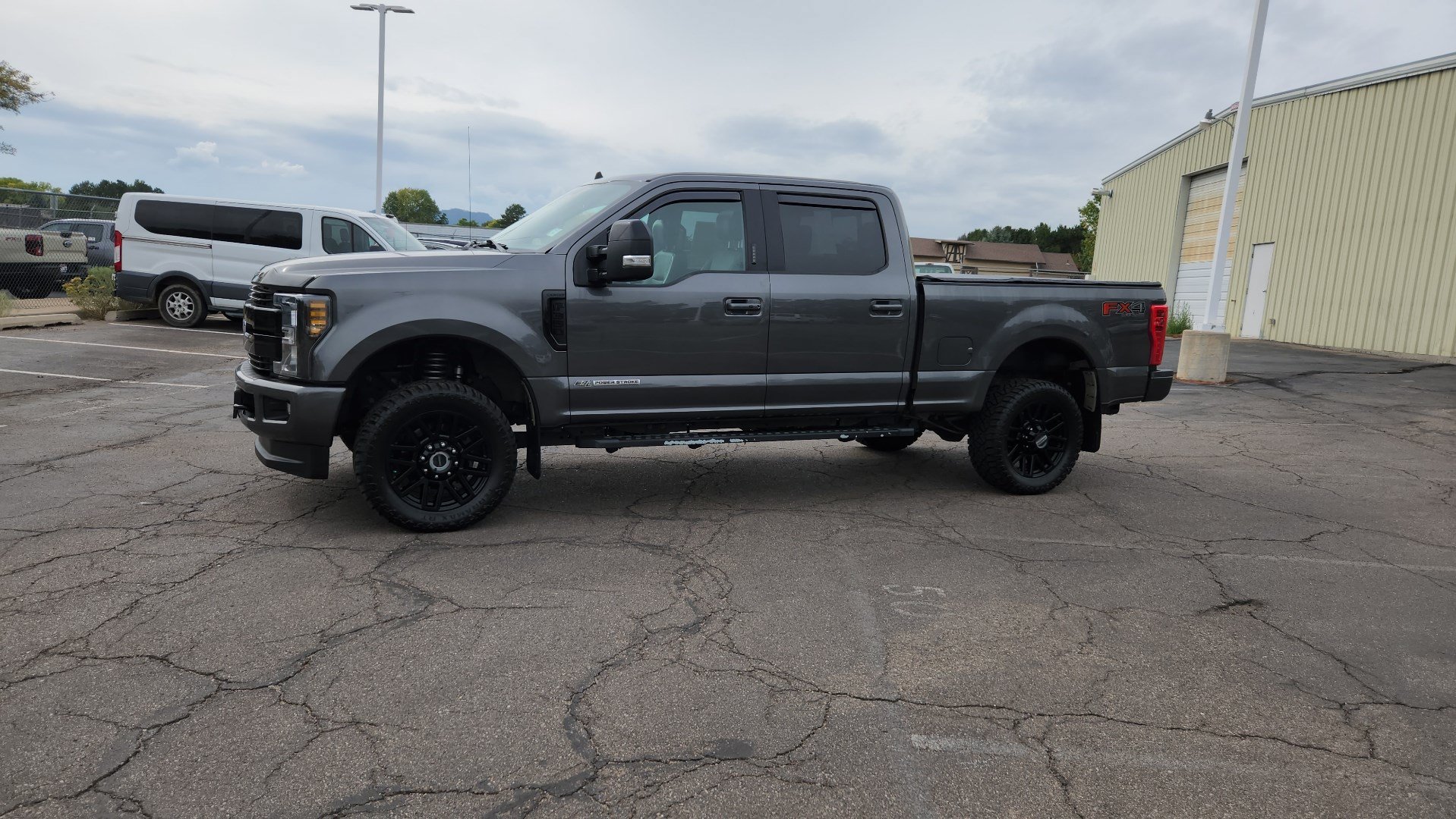 Certified 2019 Ford F350 Lariat AWD/4WD image 6