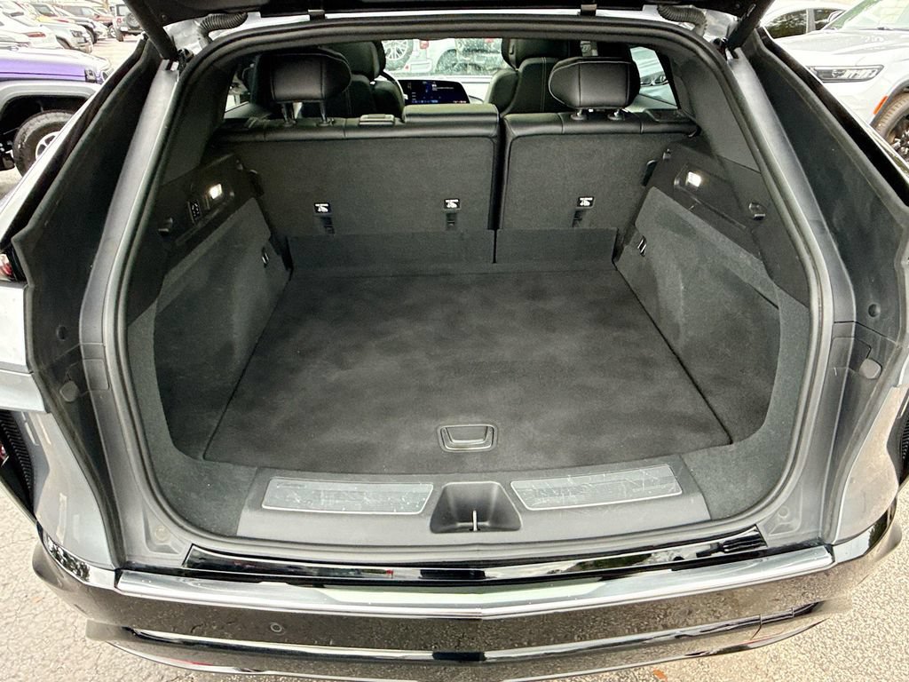 Used 2023 Cadillac Lyriq AWD image 30